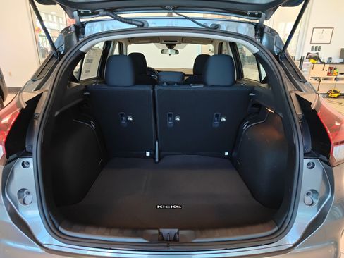New 2025 Nissan Kicks Play S FWD image 12