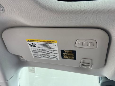 Used 2022 Ford Escape Titanium w/ Class II Trailer Tow Package AWD/4WD image 28