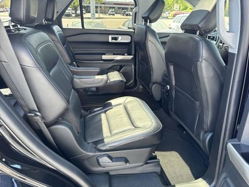 Used 2022 Ford Explorer Limited w/ Equipment Group 301A image 58