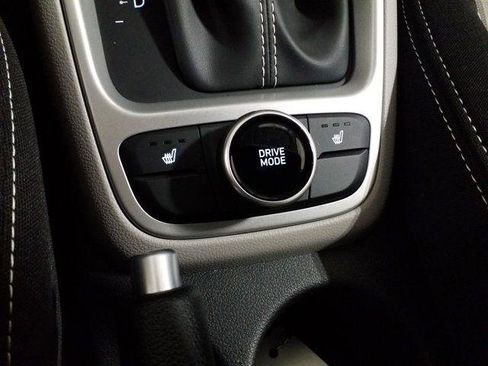 New 2026 Hyundai Venue SEL image 8