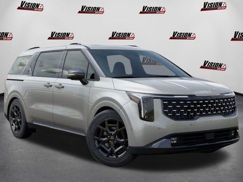 Certified 2025 Kia Carnival SX Prestige image 8