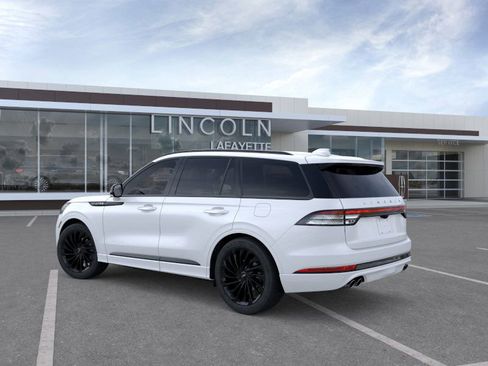 New 2026 Lincoln Aviator Reserve image 4