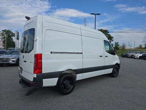 Used 2026 Mercedes-Benz Sprinter 2500 image 3