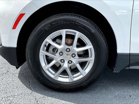 Certified 2023 Chevrolet Equinox LT w/ LPO, Floor Liner Package image 8