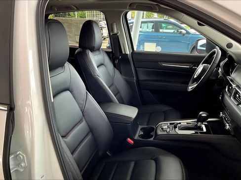 New 2025 MAZDA CX-5 Carbon Edition image 6