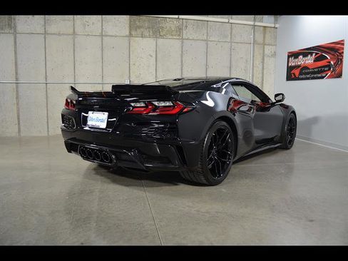 Used 2026 Chevrolet Corvette Z06 w/ Stealth Interior Trim Package RWD image 8