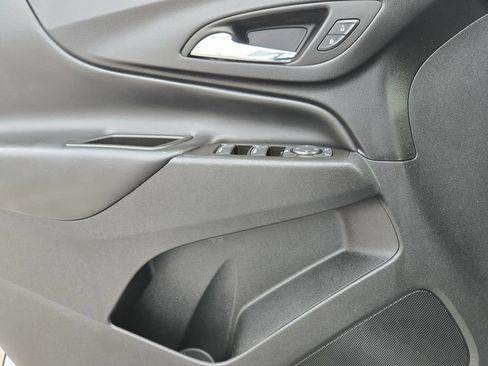 Used 2023 Chevrolet Equinox LT FWD image 25
