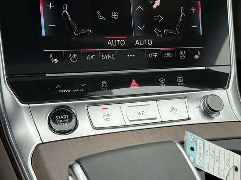 Used 2025 Audi A6 3.0T Prestige image 25