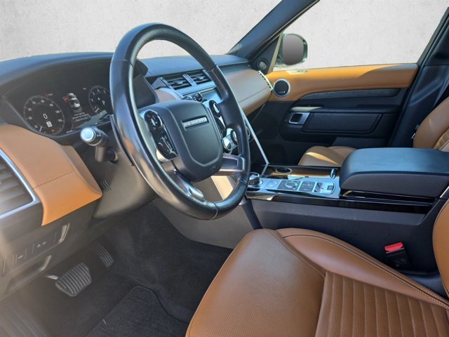 Used 2020 Land Rover Discovery HSE Luxury AWD/4WD image 10