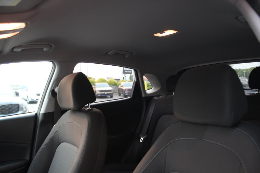 Used 2023 Hyundai Kona SEL w/ Cargo Package AWD/4WD image 22