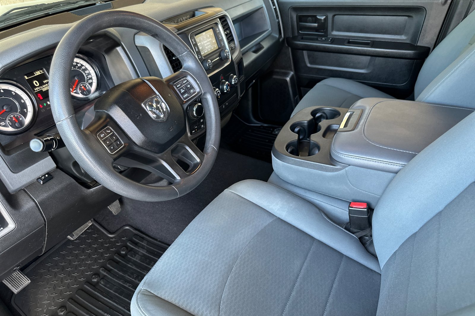 Used 2019 RAM 1500 Express AWD/4WD image 11