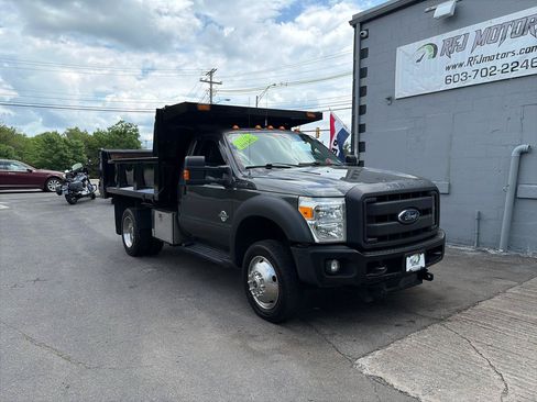 Used 2016 Ford F550 4x4 Regular Cab Super Duty image 2