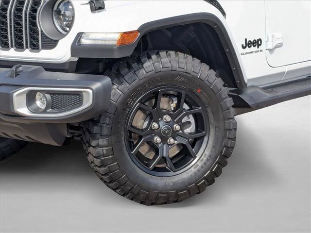 New 2026 Jeep Gladiator Sport AWD/4WD image 10