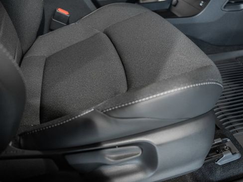 New 2026 Toyota C-HR AWD/4WD image 34