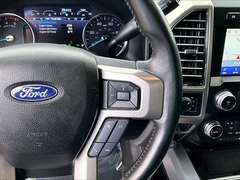 Used 2020 Ford F250 Platinum w/ FX4 Off-Road Package image 25