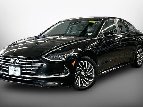 Used 2023 Hyundai Sonata Limited FWD image 1