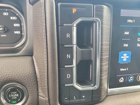 Used 2021 GMC Yukon Denali w/ Denali Premium Package AWD/4WD image 18