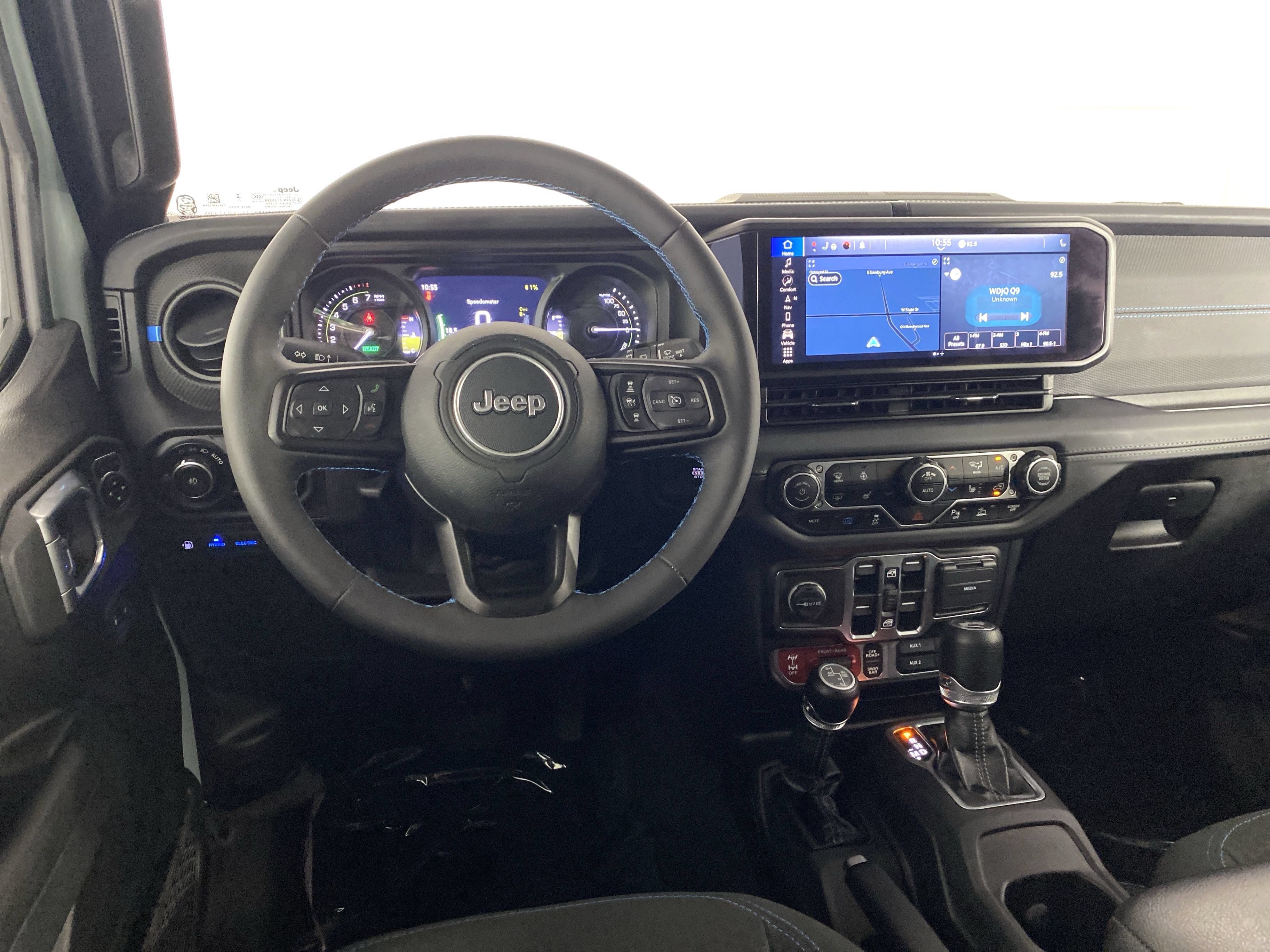 Used 2024 Jeep Wrangler Unlimited Rubicon 4xe w/ Technology Group AWD/4WD image 21