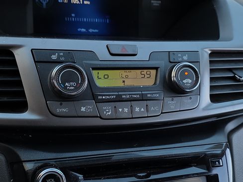 Used 2017 Honda Odyssey Touring Elite image 20