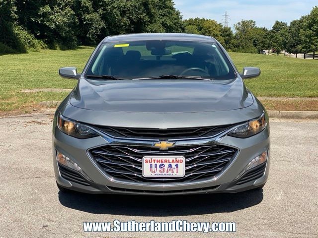 Used 2024 Chevrolet Malibu LT FWD image 2