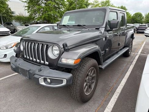 Used 2023 Jeep Gladiator Overland image 3