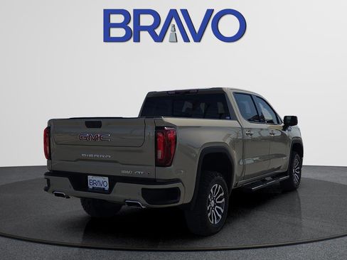 Used 2023 GMC Sierra 1500 AT4 w/ Technology Package AWD/4WD image 4