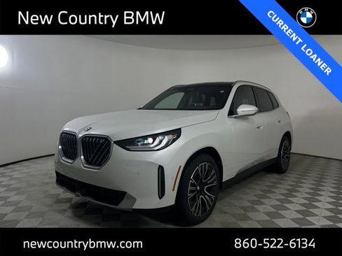 Used 2025 BMW X3 xDrive30i w/ Premium Package image 3
