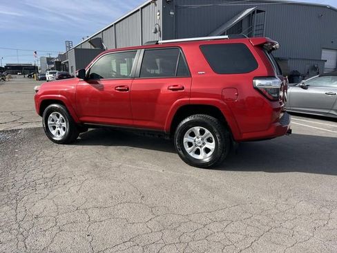 Used 2023 Toyota 4Runner SR5 Premium w/ Moonroof Package image 6