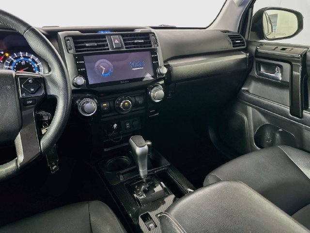 Certified 2019 Toyota 4Runner TRD Off-Road Premium AWD/4WD image 24