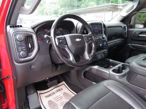 Used 2020 Chevrolet Silverado 2500 LTZ AWD/4WD image 9