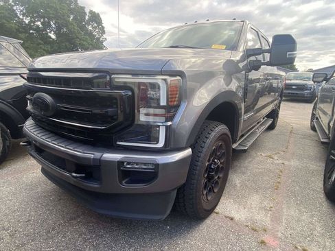 Used 2021 Ford F350 Lariat AWD/4WD image 2