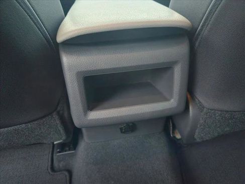 Used 2020 Toyota Camry LE image 16