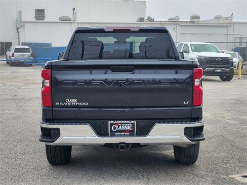 Used 2022 Chevrolet Silverado 1500 LT image 6