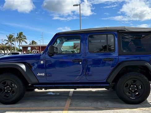 Used 2019 Jeep Wrangler Unlimited Sport AWD/4WD image 4