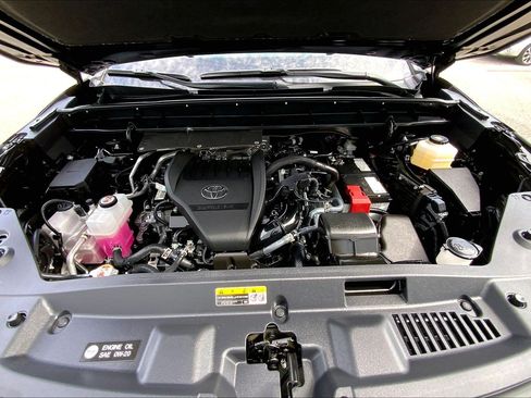 Used 2026 Toyota Highlander Limited AWD/4WD image 13