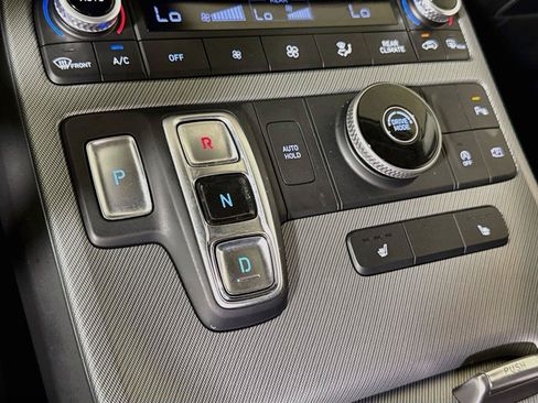 Used 2025 Hyundai Palisade SEL FWD image 15