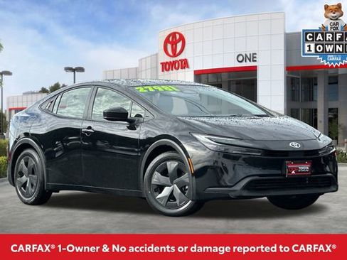 Certified 2024 Toyota Prius LE image 2