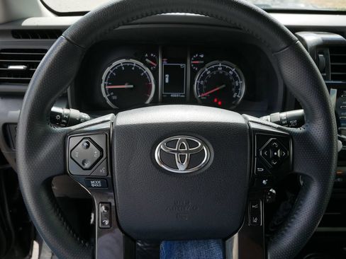 Certified 2024 Toyota 4Runner TRD Off-Road AWD/4WD image 25