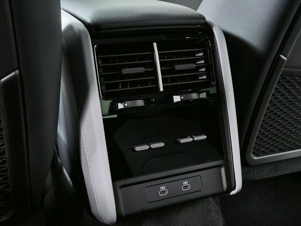 New 2026 Porsche Cayenne S AWD/4WD image 23
