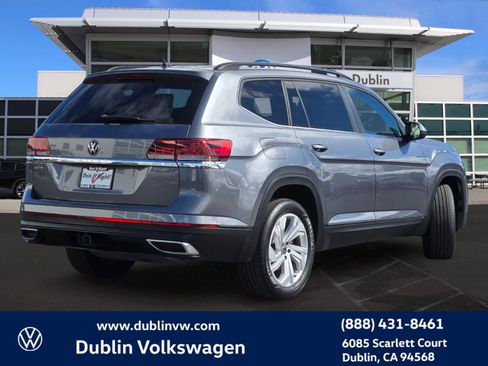 Certified 2023 Volkswagen Atlas SE w/ Panoramic Sunroof Package image 4