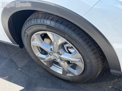 Used 2026 Honda HR-V LX image 7