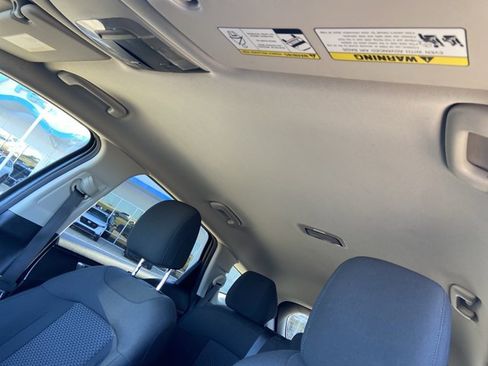 Used 2024 Kia Sportage LX image 28