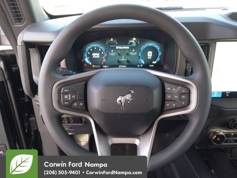 New 2025 Ford Bronco 4-Door AWD/4WD image 14