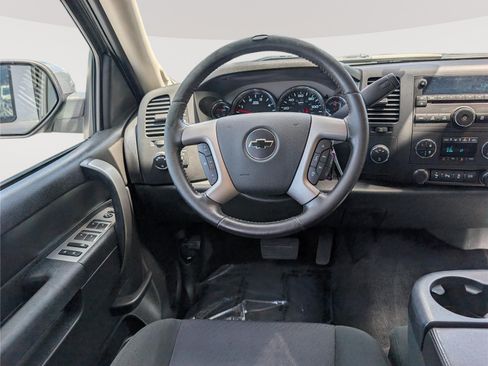 Used 2013 Chevrolet Silverado 2500 LT w/ Z71 Appearance Package AWD/4WD image 17