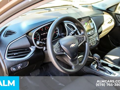 Used 2024 Chevrolet Malibu LT image 31