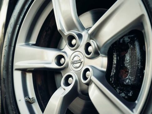 Used 2009 Nissan 370Z Coupe image 41