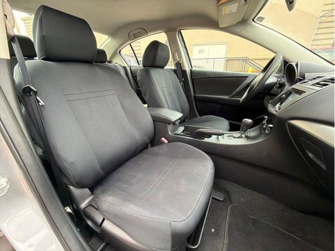 Used 2013 MAZDA MAZDA3 i Sport FWD image 4