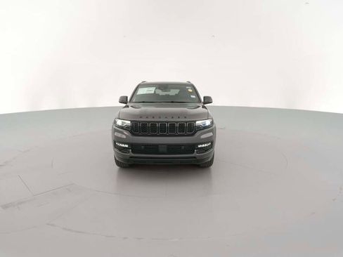 New 2025 Jeep Wagoneer L Series II w/ Premium Group I image 2