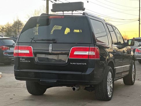 Used 2008 Lincoln Navigator 4WD image 8