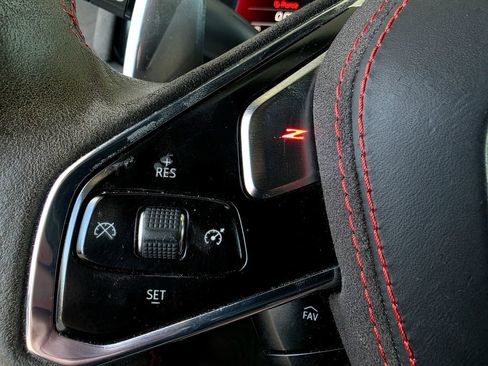 Used 2023 Chevrolet Corvette Stingray Premium Conv w/ Z51 Performance Package RWD image 30